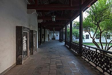 俯视角清屏射击《QUICKN》现已推出免费试玩版